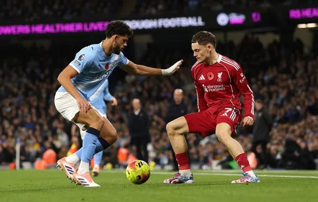 利物浦0-3输给曼城，英超排名跌至第8？维尔茨成质疑焦点（数据冲突）