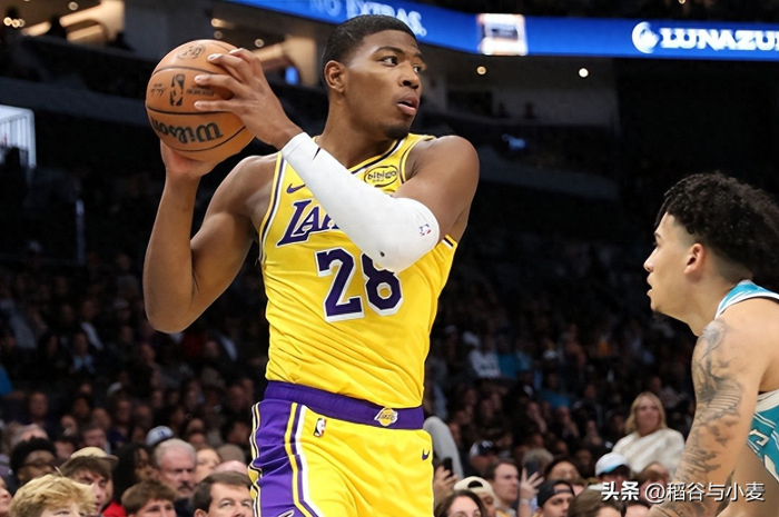 湖人121-111击退黄蜂，八村塁投篮回暖让NBA西部又多一把火