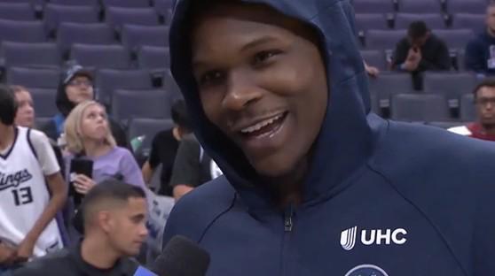 114-137被尼克斯打脸，爱德华兹送球衣暖心挡不住NBA槽点