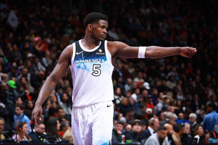 森林狼120-113拿下爵士，爱德华兹一节21分的火力也只有NBA才见过