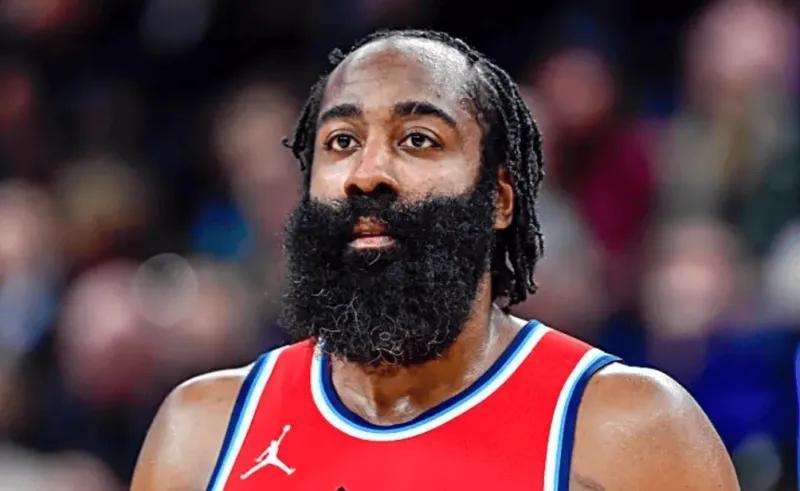 快船102-105憾负老鹰，哈登疲软伦纳德拖后腿，巴图姆三分5中1太窝火