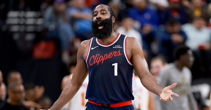 NBA：洛杉矶快船102-105惜败，詹姆斯·哈登第81次三双仍救不了球队