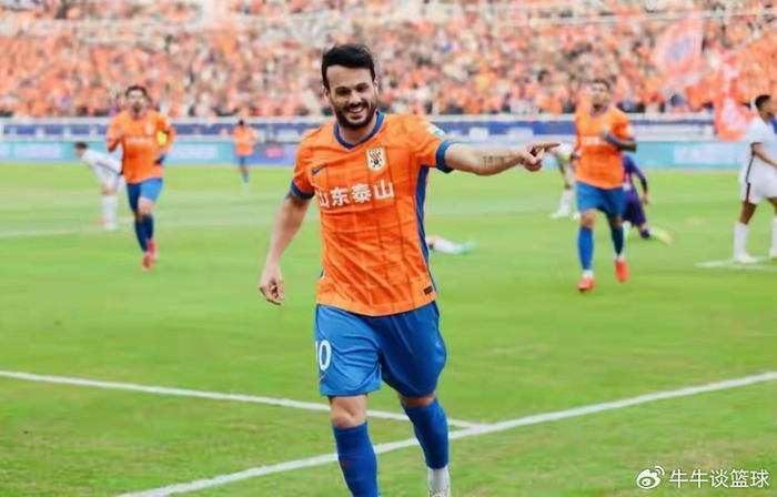 1+1合同、200万欧成风向标：中超山东泰山续约转机，洛佩斯去留引发波澜