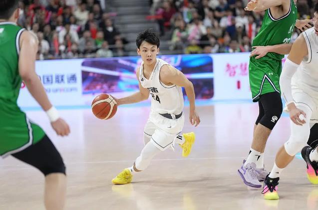 辽宁队73-92惨败广东，内线崩盘暴露真实问题，赵继伟伤退成转折点