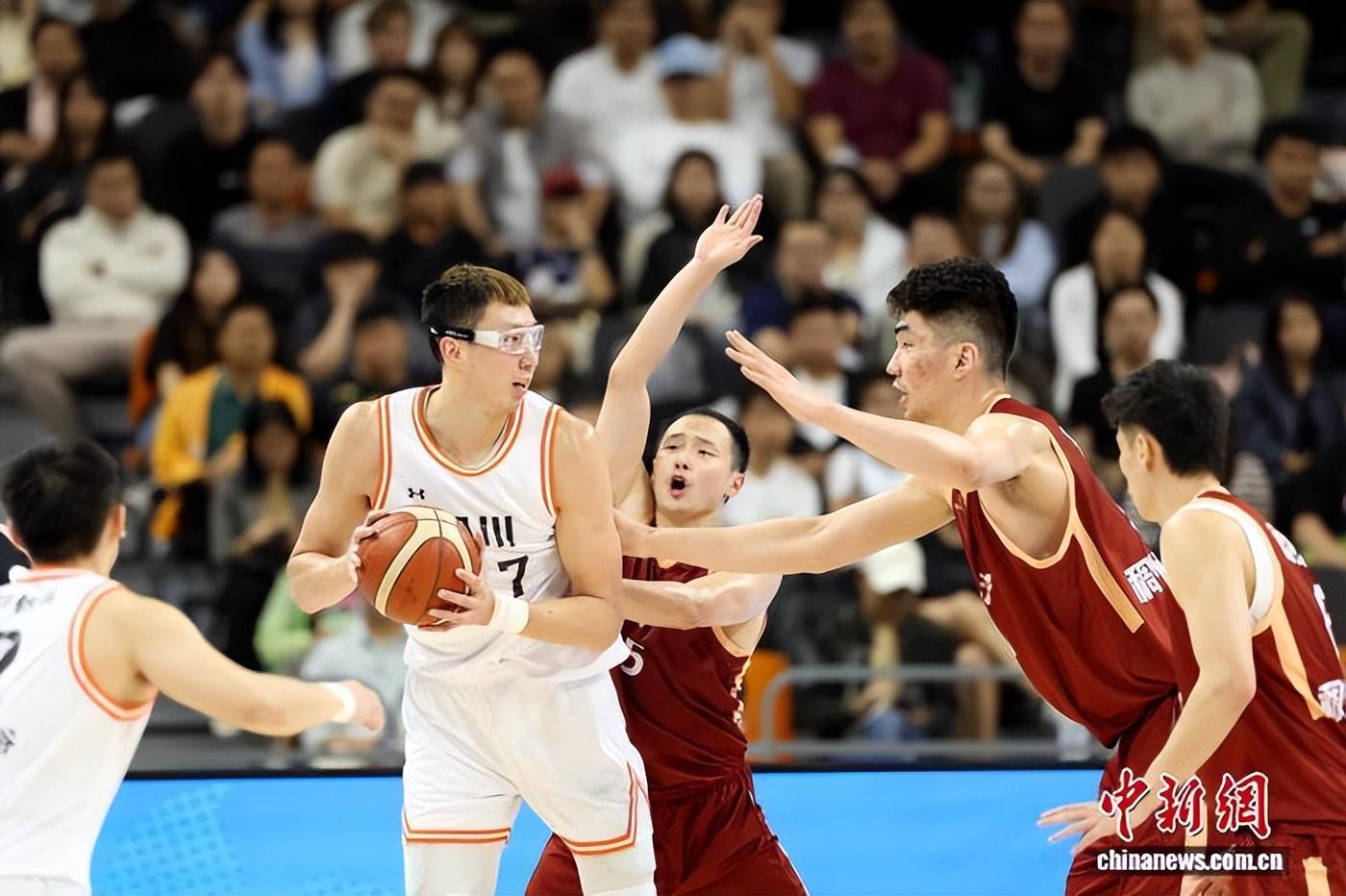 花百万请来3位CBA巨星却输半决赛，周琦+胡金秋也挡不住浙江2分翻盘