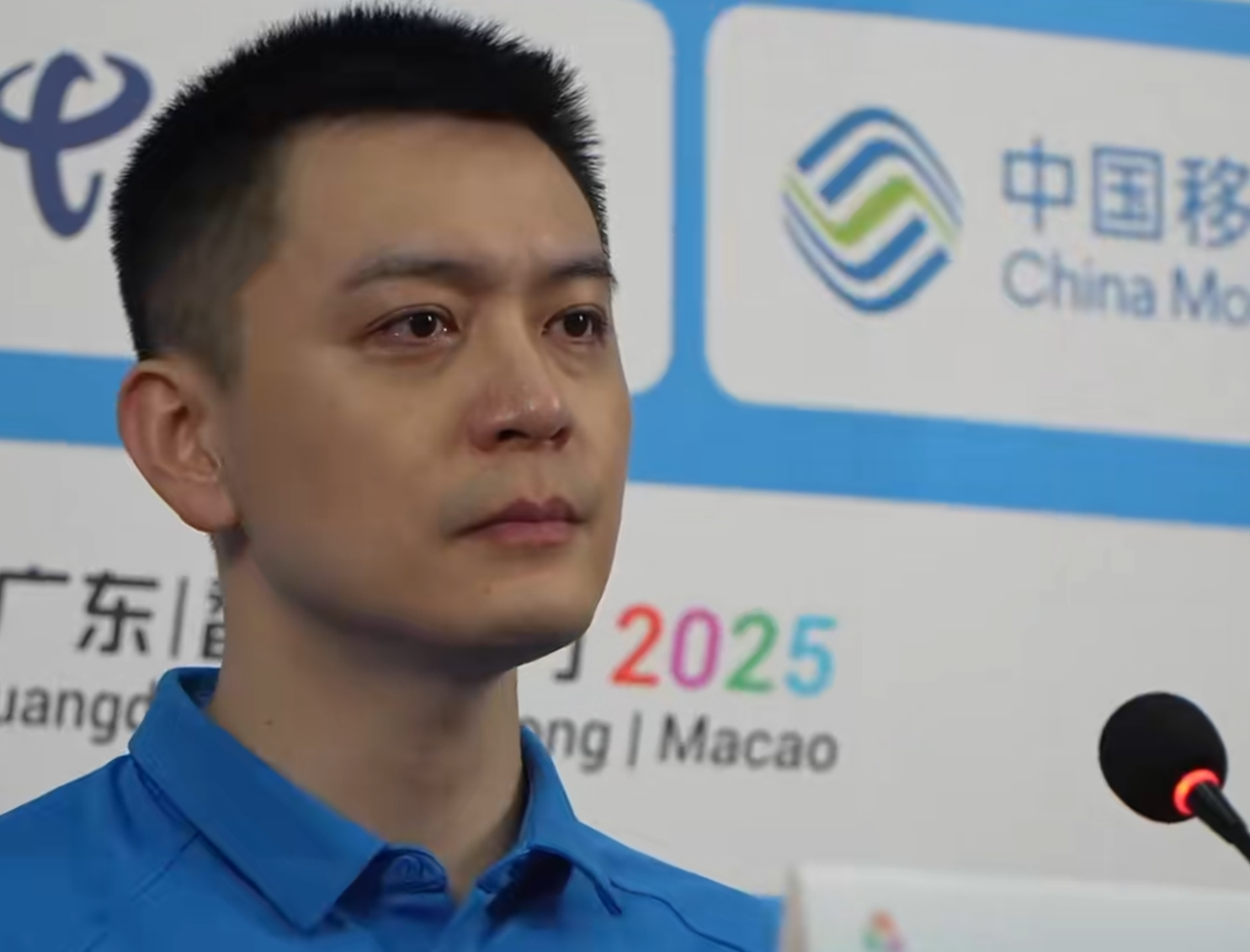 辽宁负广东告别决赛，杨鸣泪目道出辽粤大战或成绝响，NBA级球星老将徒留情怀