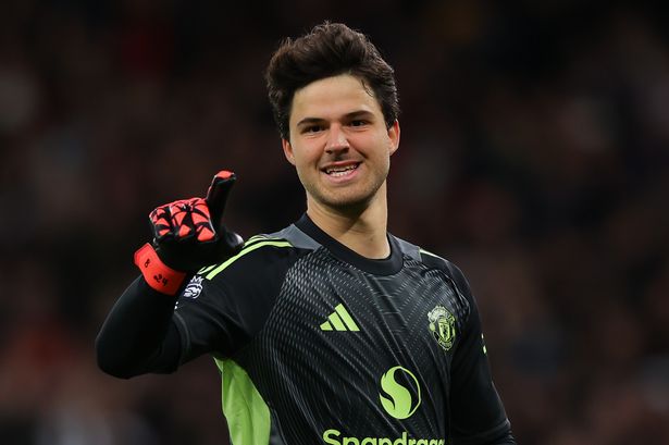 1820万入手后5场不败，英超曼联的门将到底值不值？