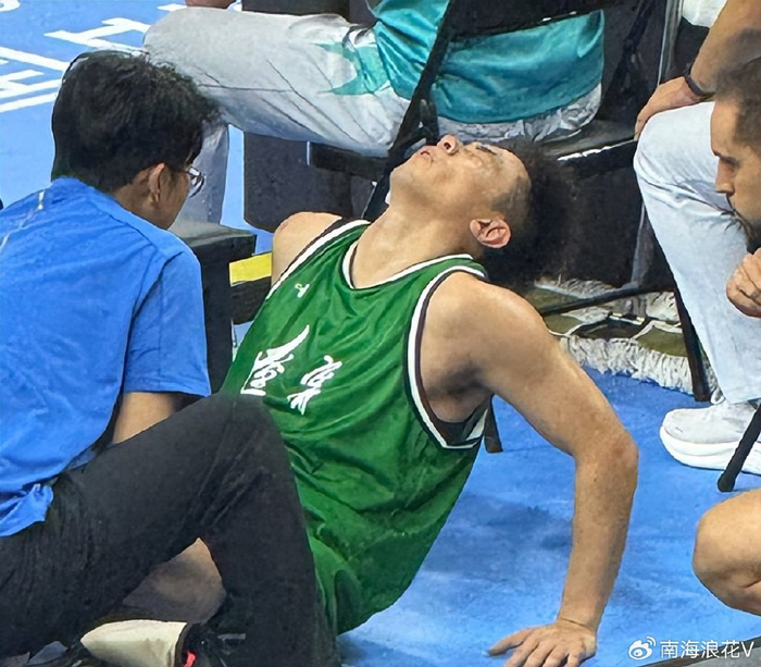 赵继伟肌肉拉伤惹的祸！辽宁被广东豪取胜利，半决赛险被逼疯