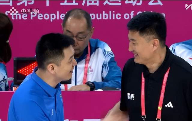 辽粤大战广东92-73击溃辽宁，辽宁老迈真香不起来，联赛半决赛照样被碾成渣