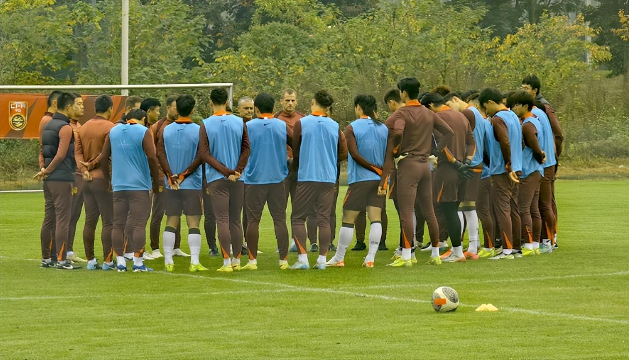 18人集训却缺2将，U22熊猫杯前中超阵容坍塌