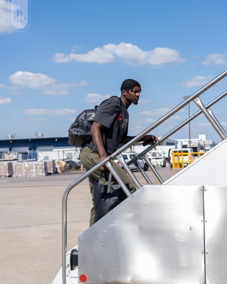 火箭队9场7首发，奥科吉50%三分变身射手，NBA这算盘打得响？