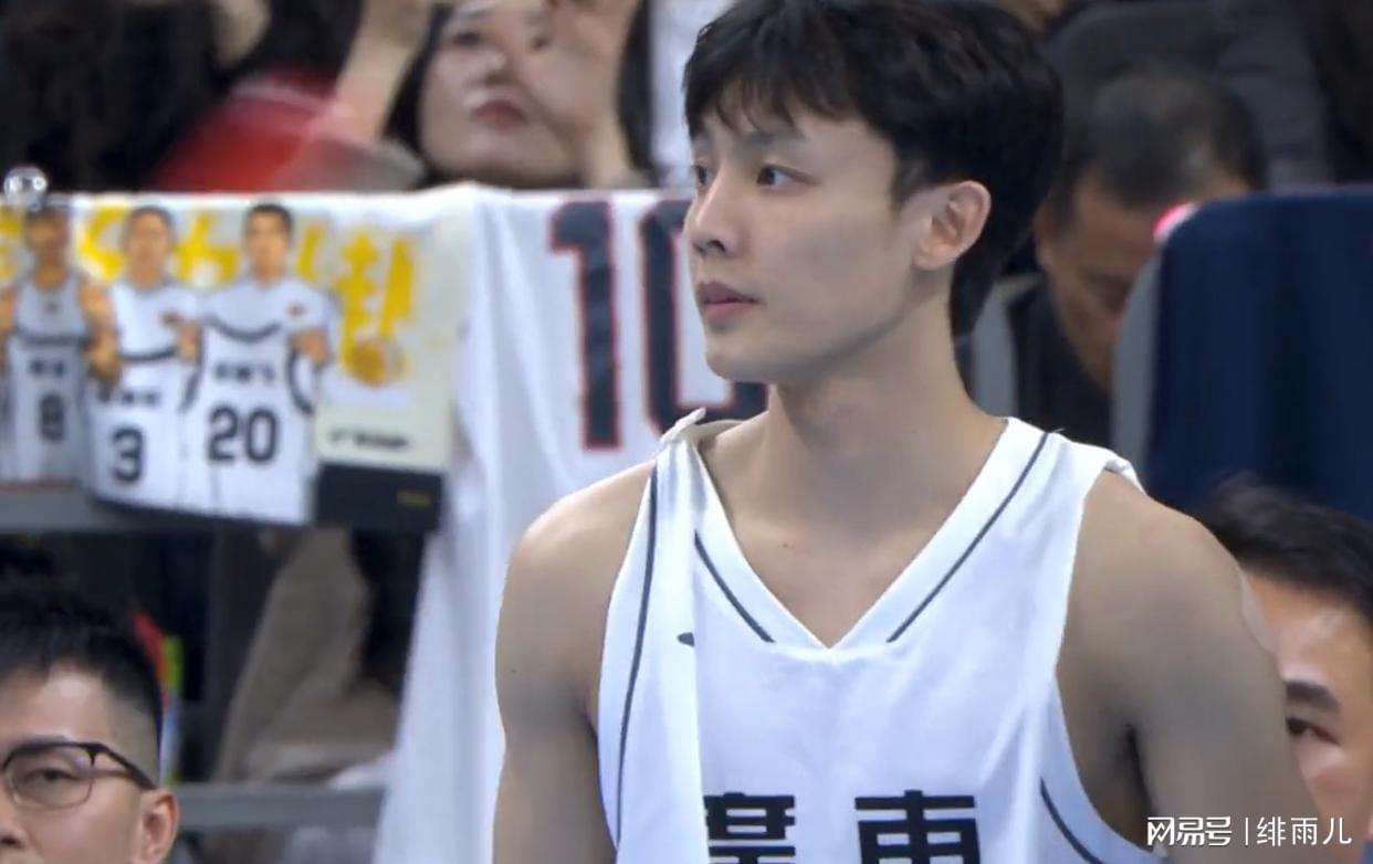 广东92-73横扫辽宁，CBA杜锋开挂；浙江失余嘉豪还能行吗？