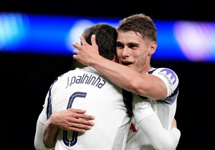 热刺要续约范德芬：16场6球，英超要不要掏钱留住？