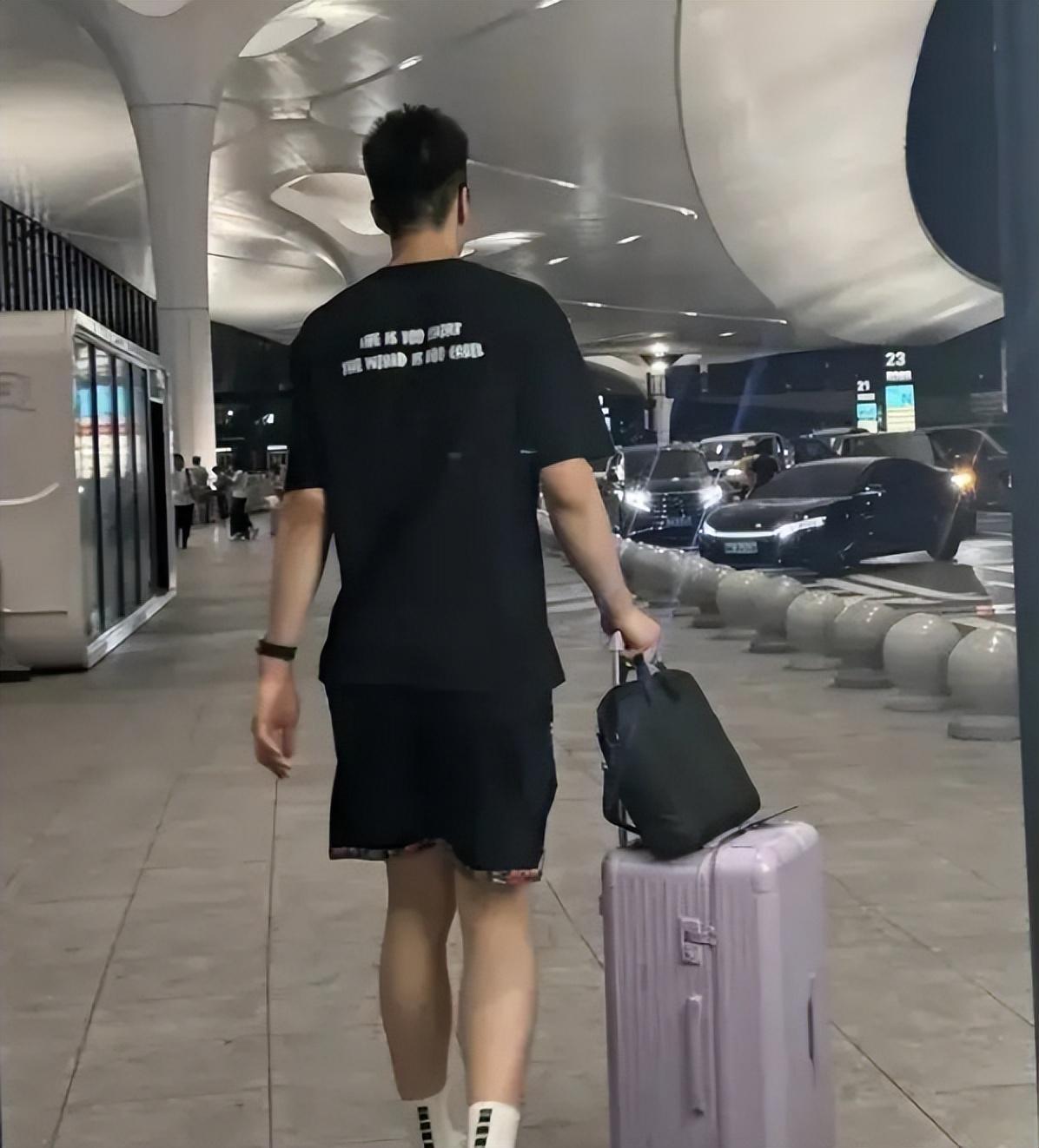 11月11日截止：余嘉豪回西乙，NBA式操作还是浙江自断后路？