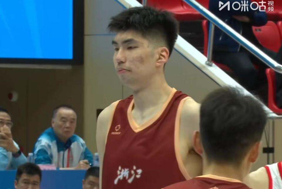 全运会决赛震荡：广东队遇上余嘉豪缺席，2名主力伤病搅动CBA局面