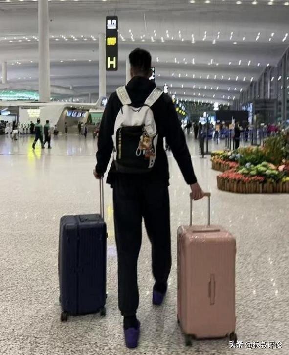 余嘉豪连夜撤退，浙江男篮全运男篮冠军梦碎？内线空缺亮起大红灯！