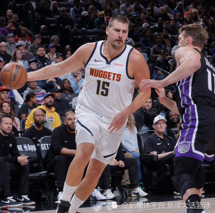 国王108-122告负，约基奇35+15送掘金4连胜，NBA西部又冒烟了