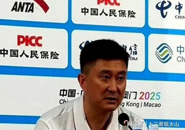 92-73碾压辽宁，CBA半决赛广东只差一步，杜锋与郭士强场边聊出啥？