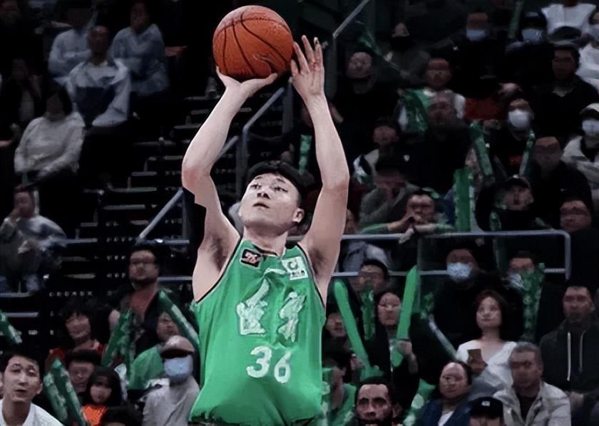 辽宁全运男篮60-81惨败四川，付豪13+5成唯一亮点，李晓旭和原帅彻底崩盘