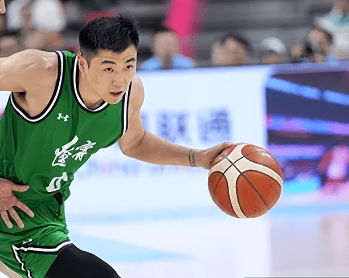 辽宁全运会81-60惨败四川，原帅5中0暴露致命短板，韩德君17篮板仍救不了辽篮