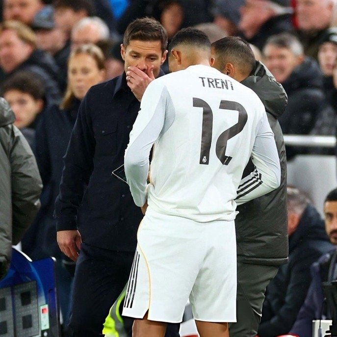 3点硬核吐槽：哈维·阿隆索为何不让特伦特首发，英超右后卫在西甲被盯上