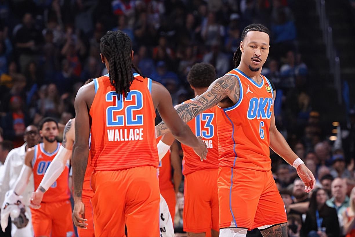 雷霆队11胜1负，126-102痛扁勇士：勇士防线去哪儿了NBA观众要报警吗？