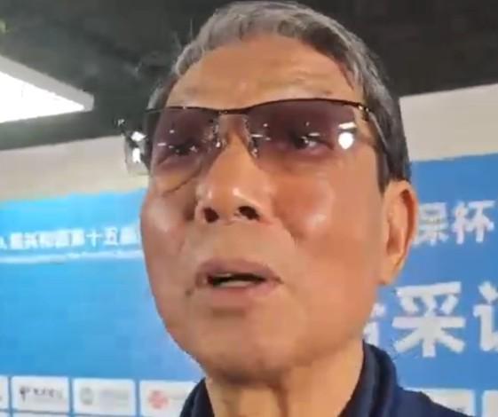 11月12日全运会季军战：上海点球夺铜牌，徐根宝像英超老炮教训年轻教练