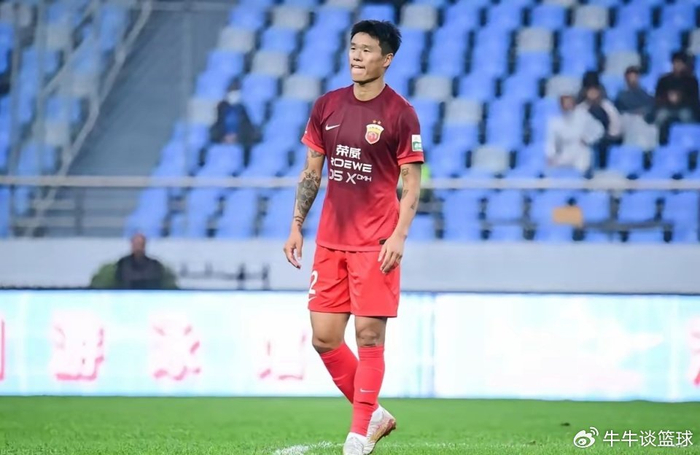 中超联赛收官：李昂32岁合同年，上海海港或将失一名国脚