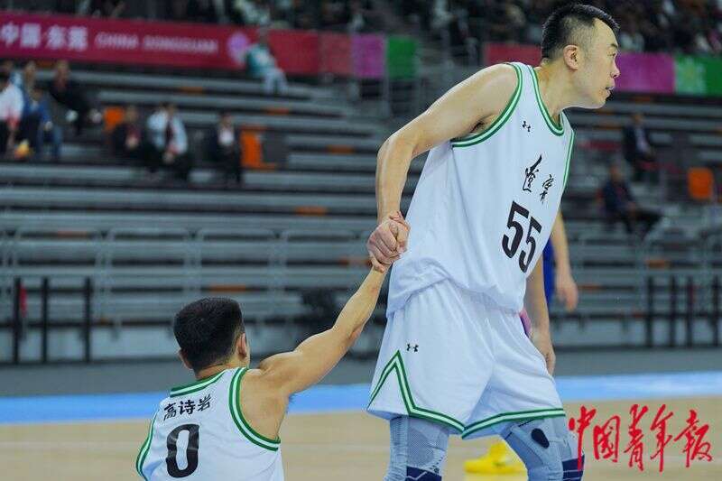 辽宁飞豹60-81惨败四川，韩德君最后一战被翻车，杨鸣这教练安排透了！