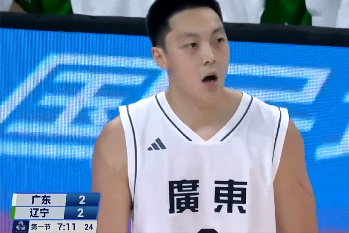 广东队101-65夺冠，徐杰6记三分砍18分，CBA像练兵场吗？