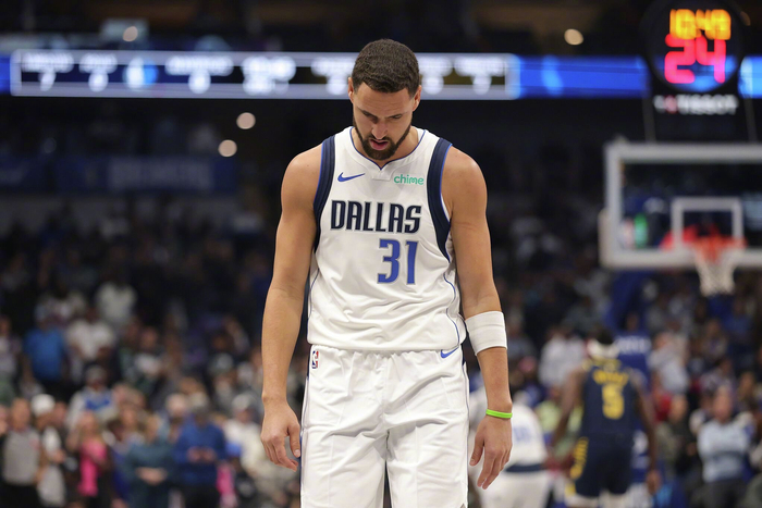 4年8000万没入手，3年5000万成替补？克雷·汤普森离队风波，NBA哪队笑到最后