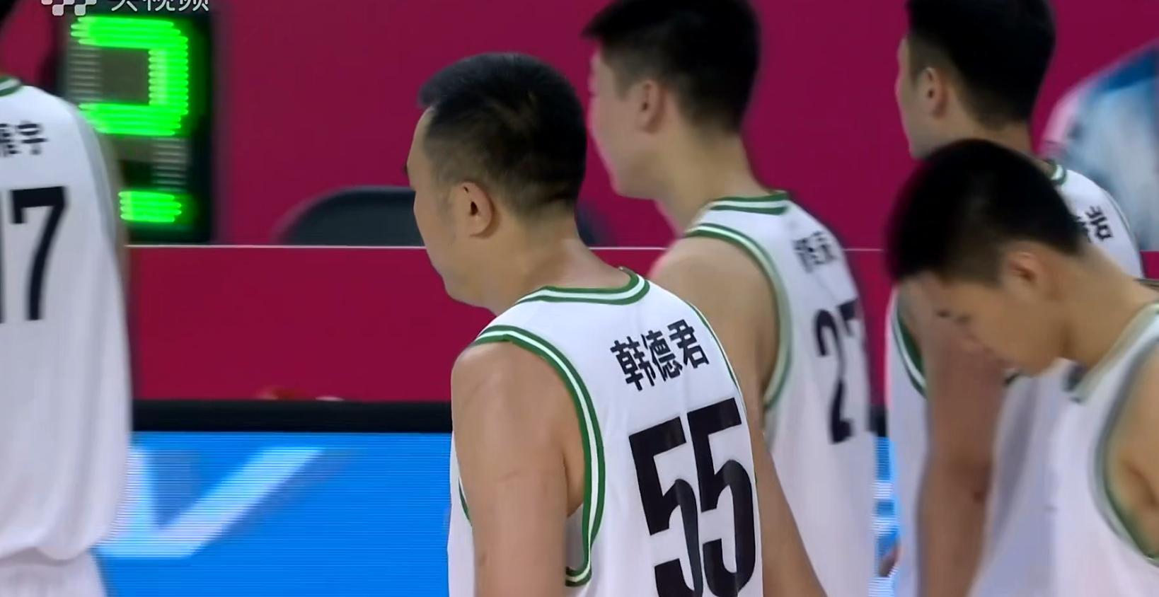 38岁最后一战：韩德君拿16板告别，全运会的辽宁队还能撑多久的CBA情怀？