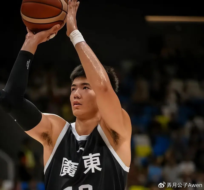 焦泊乔全运赛场零得分，杜锋的新赛季广东压力山大，真能撑起内线吗？