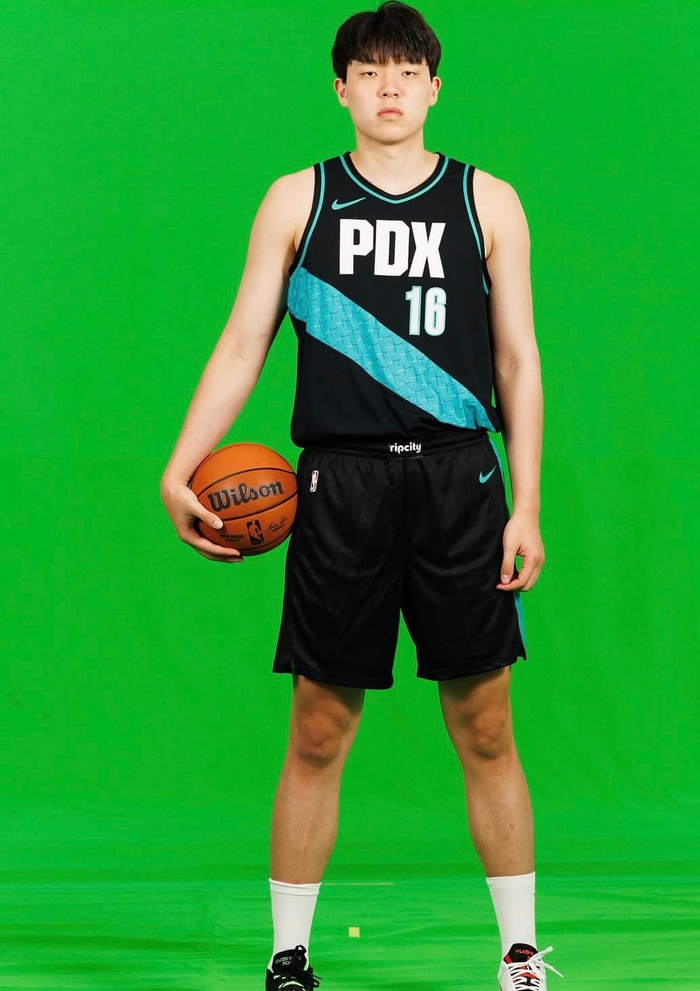 开拓者12月初5连主场，杨瀚森去发展联盟拼命秀NBA难度不小