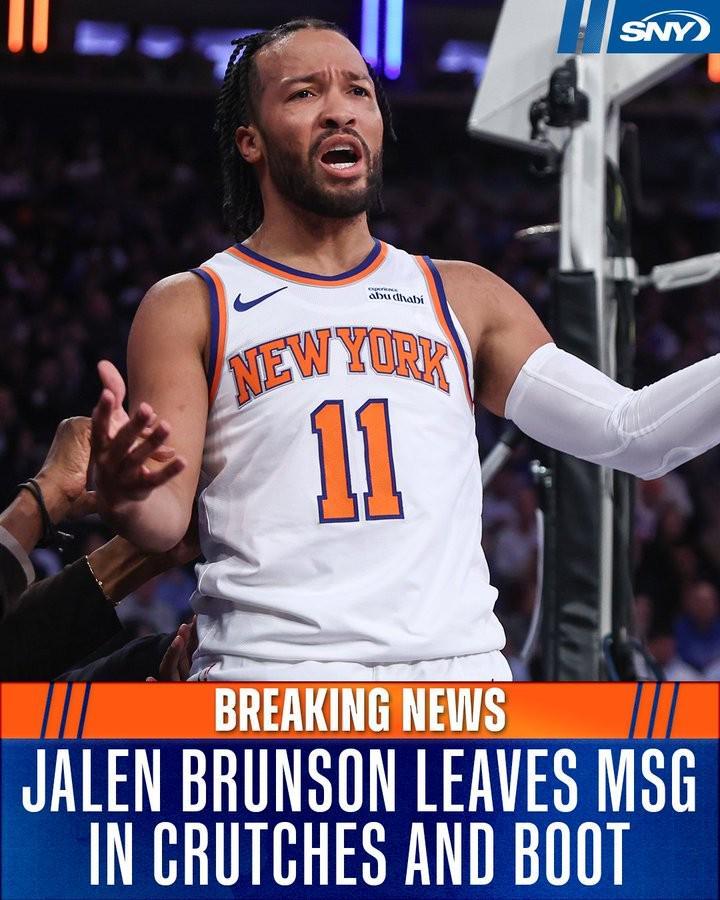 纽约尼克斯队主场107-124被打脸，布伦森拄拐离场，NBA又见伤病隐患