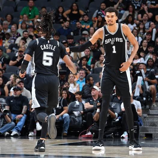 马刺120-125负勇士：两人三双首现，NBA这数据看着爽但不代表赢球