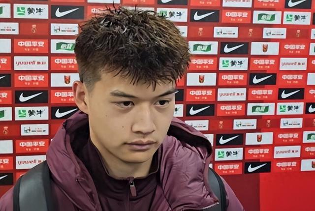 刘浩帆4个赛季中超主力也顶不住，中国U22首战输越南，英超粉丝都笑了