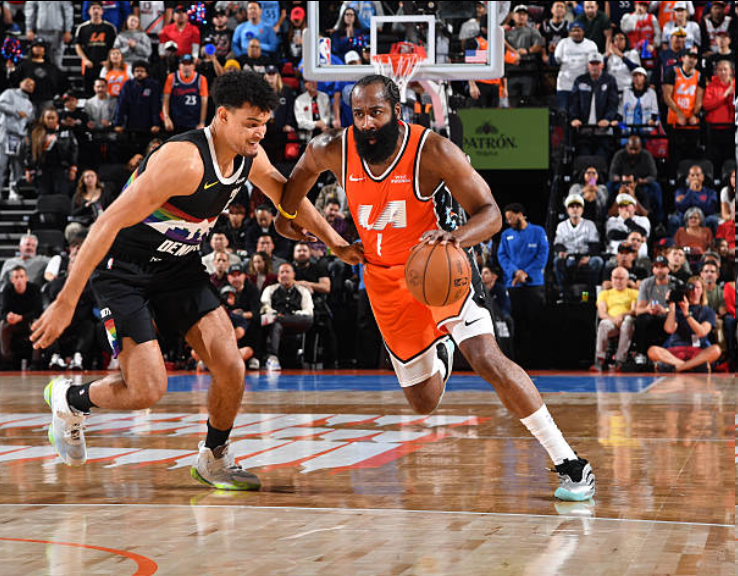 快船6连败继续，七连客考验NBA泰伦·卢和保罗的耐心