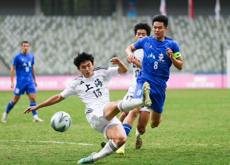 U22两将连跑3城，11月15日19:35国足对韩国，中超鲁能被轮换逼疯？