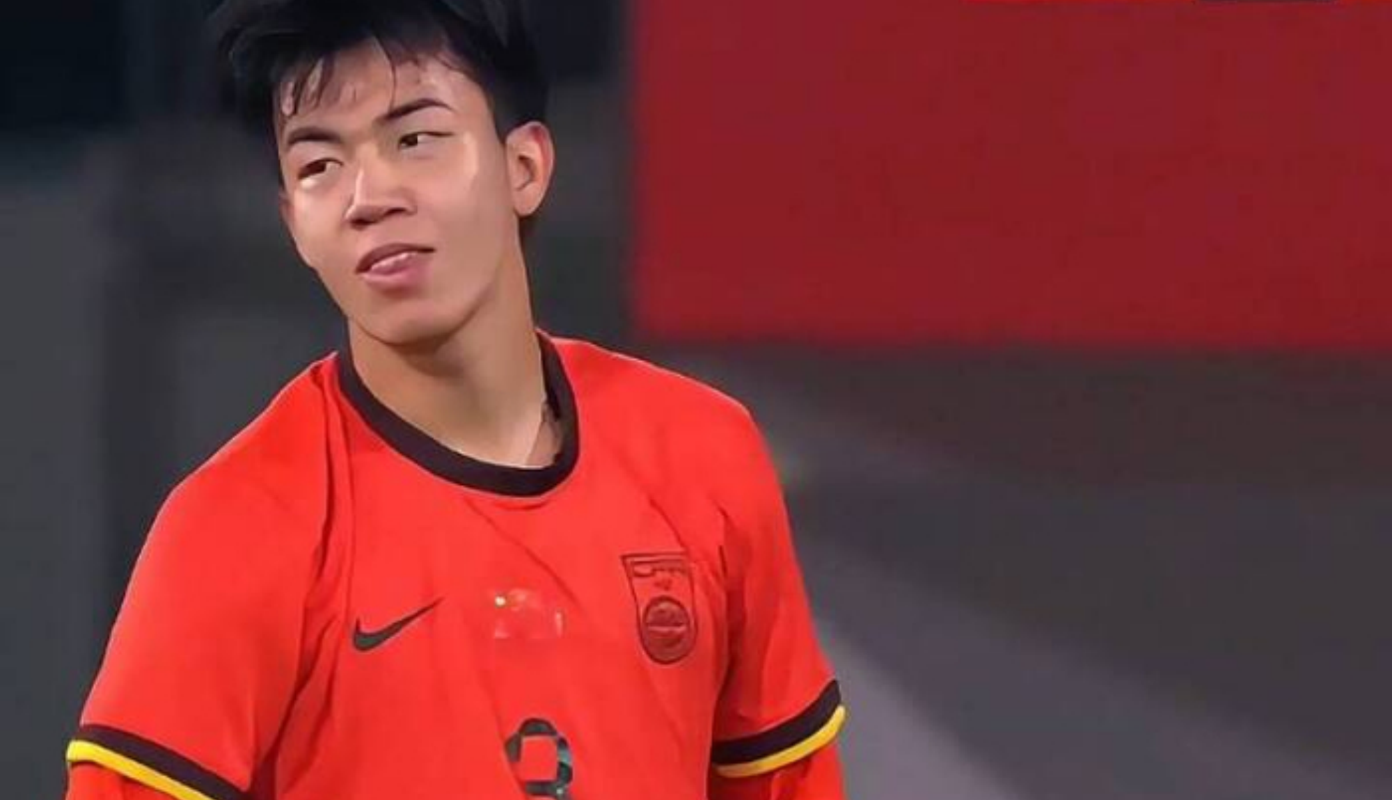 1场熊猫杯，王博豪被盯？荷乙先发丢掉还是U22国足的锅