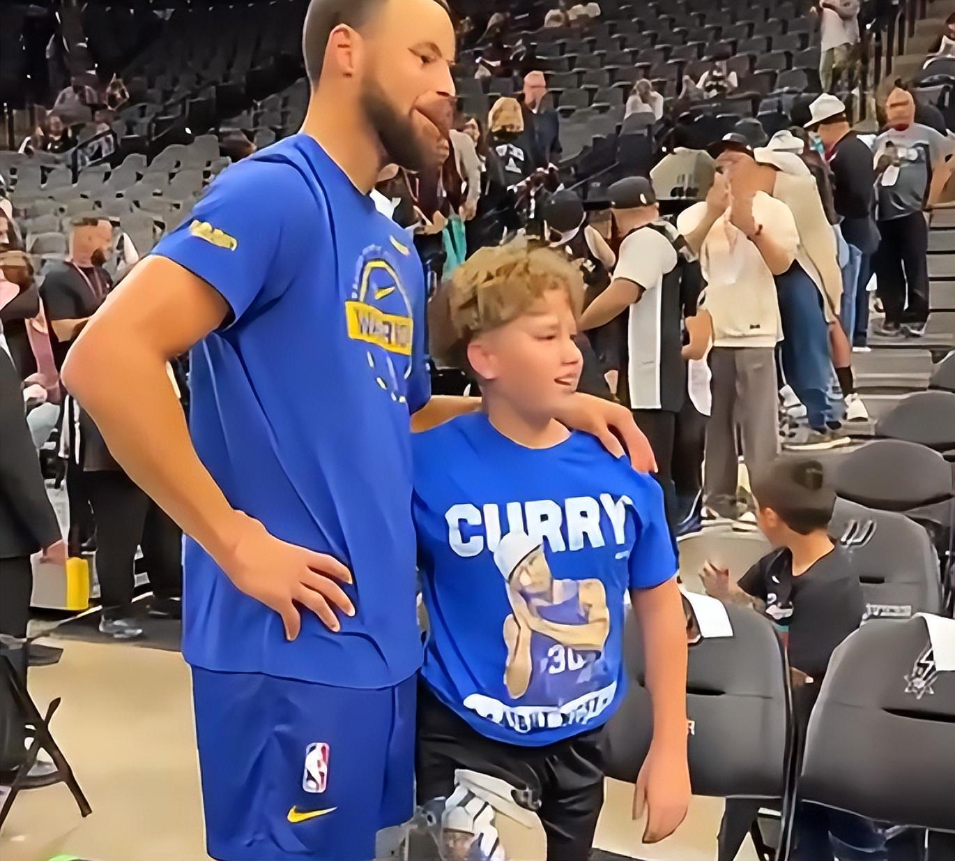 库里46分背后那些温情瞬间，NBA难得一见的暖心教练科尔幕后推手