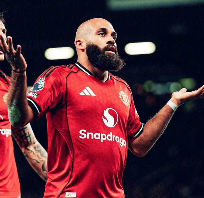 曼联姆伯莫一人撑起7项数据，英超还有球队吗？