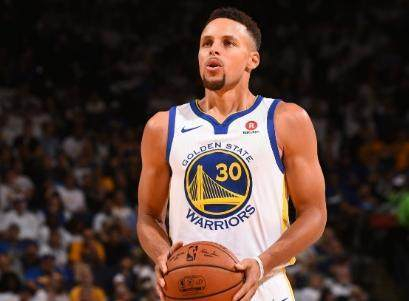 库里37岁场均27分，罚球哨少得可怜，哈登MVP后卫罚球次数居然翻几倍？