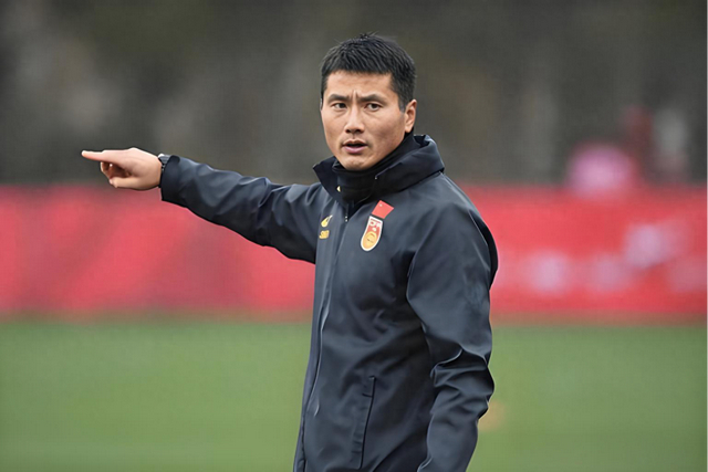 U22国足0-1告负，邵佳一能指望中超中甲主力救场吗？