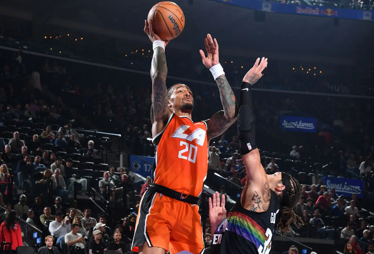 快船送诺曼换科林斯，三分命中率飘忽，NBA战绩却越混越乱