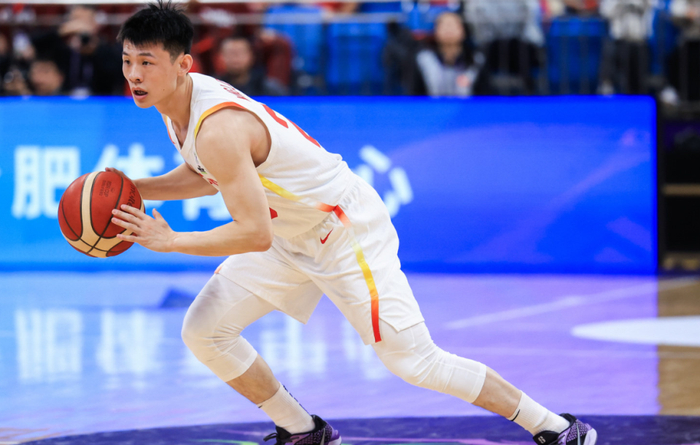 王岚嵚隔近10个月再进国家队，郭士强这波选人比NBA转会还刺激