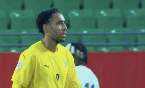 36岁奥巴梅扬无缘世界杯：加蓬加时负尼日利亚，英超还剩几场？