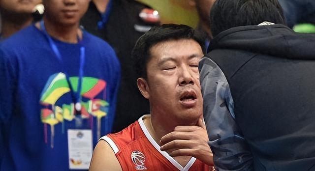 31岁就挂靴，姚明与王治郅如何把NBA和CBA赔成笑话？