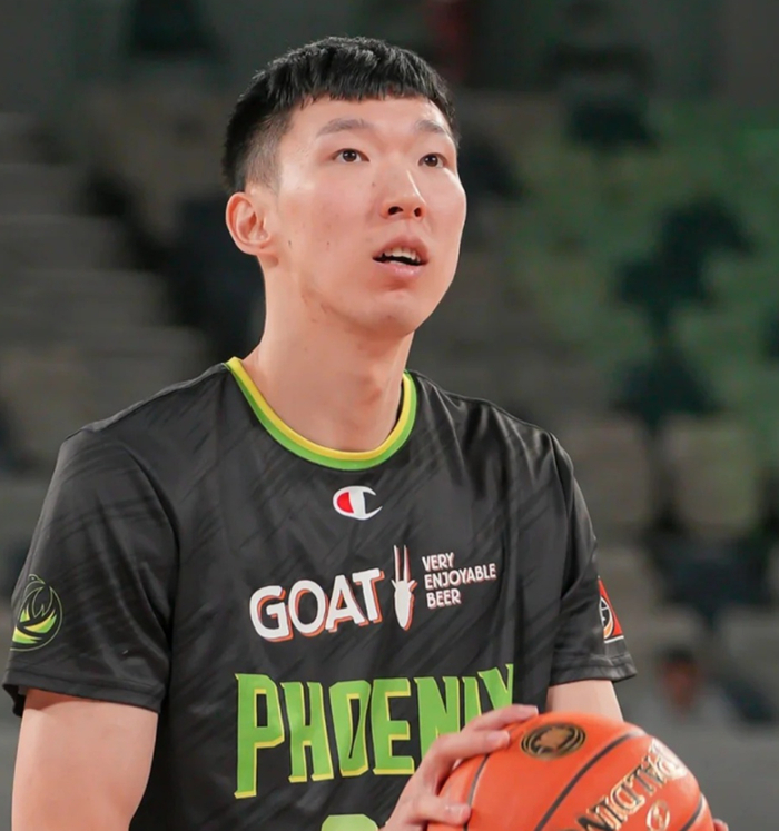 19场只得24分，周琦的NBA梦被火箭糟蹋了多少机会？