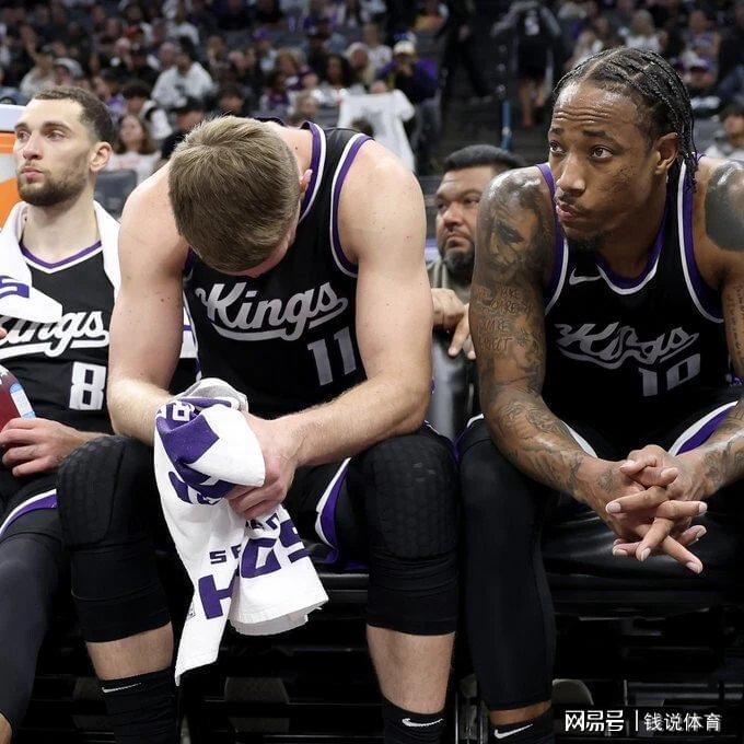 国王4连败跌至西部13位，NBA交易潮逼库里豪赌未来（薪酬+选秀博弈）